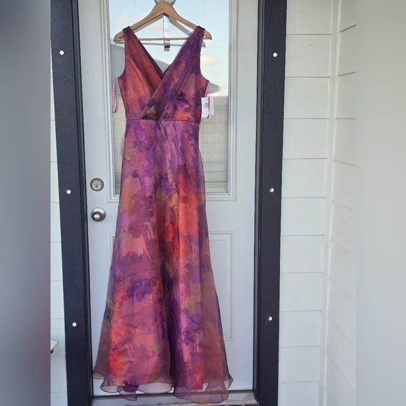 $349 Rene Ruiz Women V-Neck Organza A-Line Gown Sz 6 Wedding NWT - Picture 3 of 14